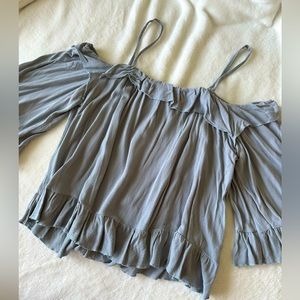 3/$20 - Off the shoulder top